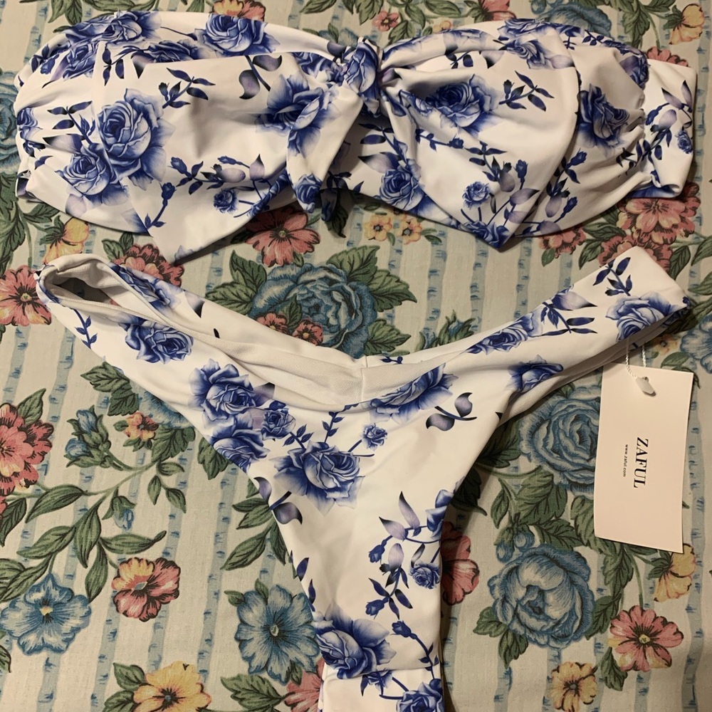 NWT Zaful Thong bikini